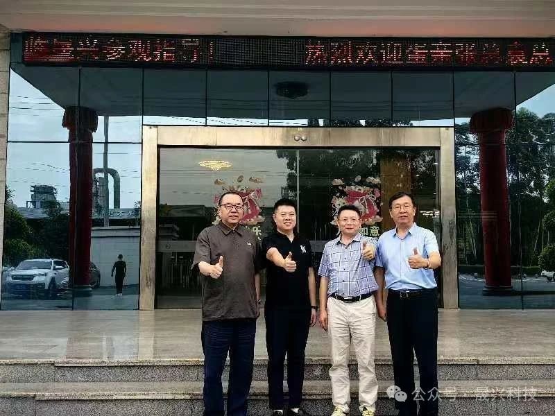 ����װ��